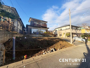 【前面道路含む現地写真】 | 前面道路含む現地写真です