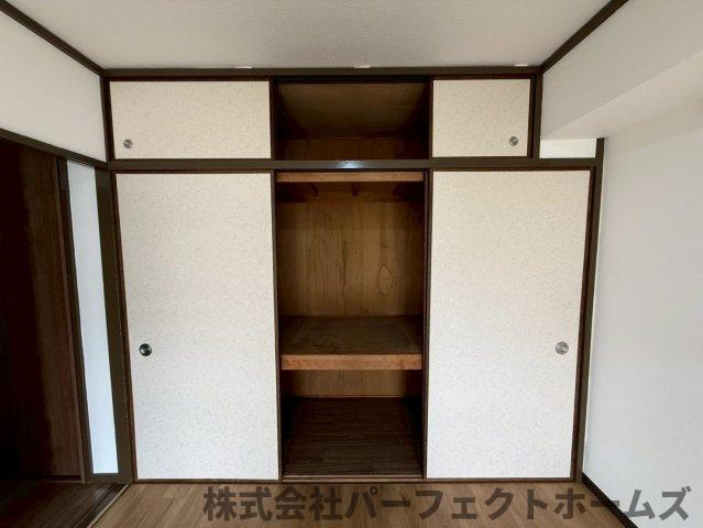 グリーンヒル光善寺住宅第5号棟の収納|便利な収納スペースです