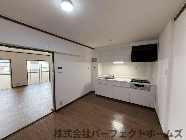 【居間・リビング】の画像