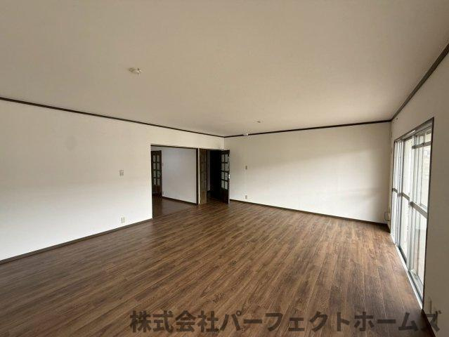 【居間・リビング】の画像