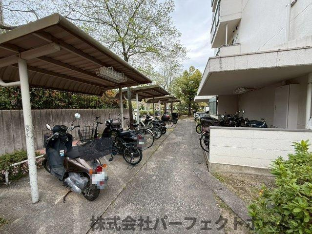 【駐輪場】の画像