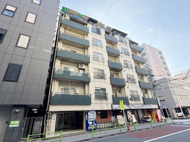 【現況写真】 | 中銀八丁堀マンシオン | 前面道路と外観の様子です。～即日のご見学可能～　お問合せはお気軽にどうぞ。