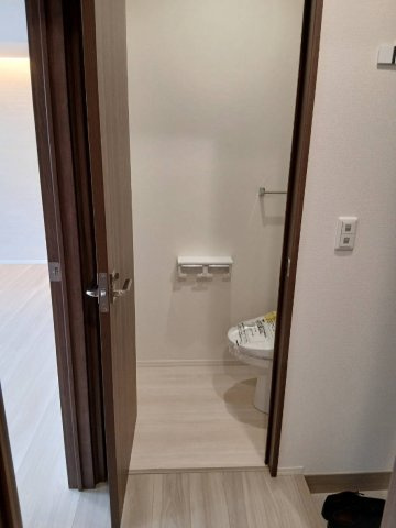 アテリア伍番館のトイレ|清潔感のあるトイレです