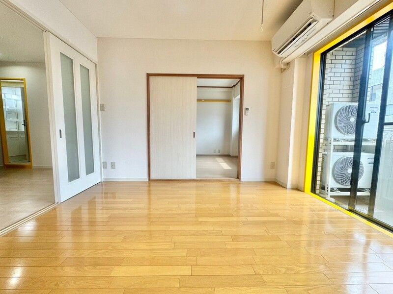 セゾン尾瀬 の居間・リビング