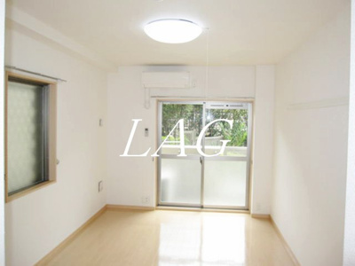 【居間・リビング】 | アロヒ　ラウレ・ア　ハレ | 洋室のお部屋です。