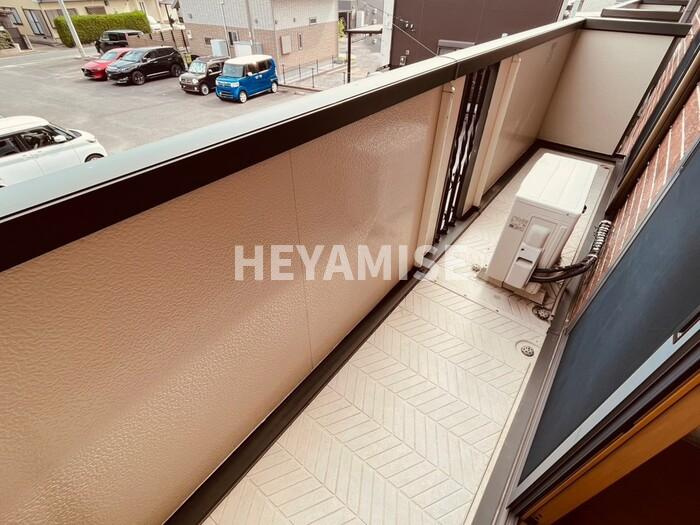 ウィルモア原口 B棟のバルコニー