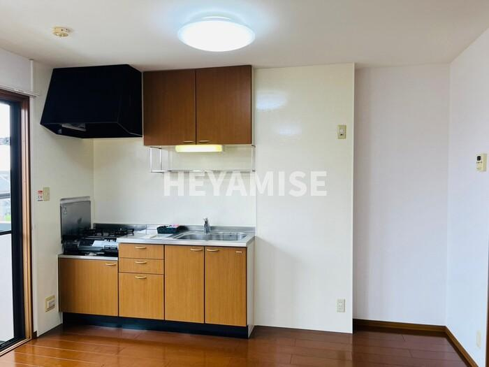 ウィルモア原口 B棟のキッチン