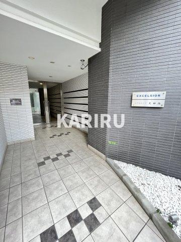 エクセルシア天神橋のエントランス|落ち着いたエントランスです