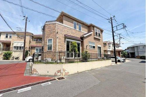 柏市花野井戸建ての外観