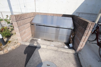 【その他共用部分】 | ソレイユ和泉中央Ⅱ | 敷地内ゴミ置き場