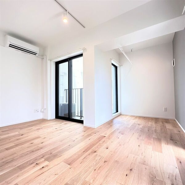 COZY東大曽根の居間・リビング