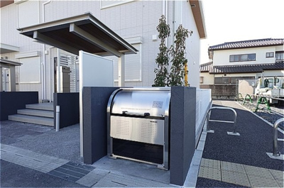 【エントランス】 | カーサ ミカサ | 敷地内アパート専用ゴミステーション