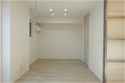 【洋室】 | カーサ ミカサ | 南洋室