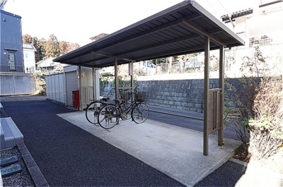【その他共用部分】 | エルヴィレッジ Ｆ | 駐輪場