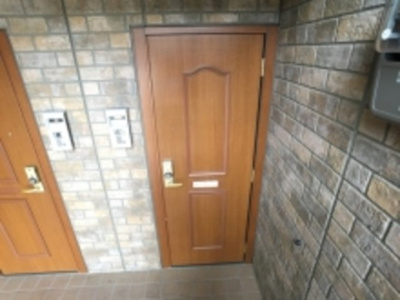 【玄関】 | エスポワール ルナ Ｂ | 玄関前