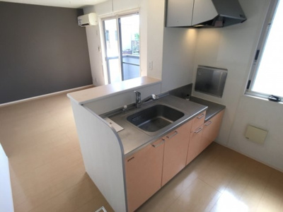 【キッチン】 | エスポワール ルナ Ｂ | 蛇口一体型浄水器（別途契約）付き対面キッチン