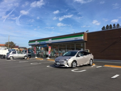 【駐車場】 | サングリーン Ａ | ファミリーマート真岡亀山店（1329ｍ）