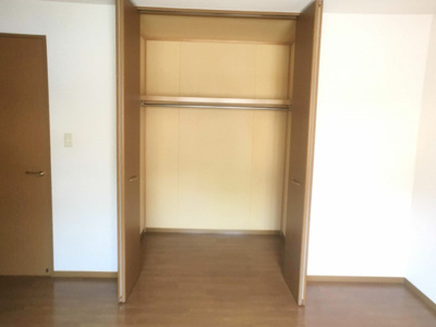 【洋室】 | アンバサダーヒルズ Ｄ | 洋室・収納