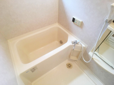 【浴室】 | アンバサダーヒルズ Ｄ | 浴室