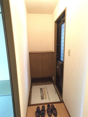 【玄関】 | ネオ・アヴァンセ五代 壱番館 | 玄関内部