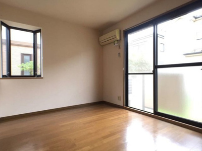 【居間・リビング】 | ネオ・アヴァンセ五代 壱番館 | リビング