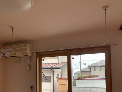 【和室】 | グリンピア | 室内物干しと照明器具