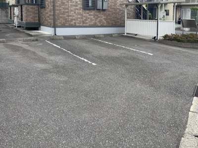 【駐車場】 | グリンピア | 駐車場