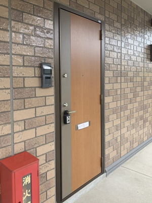 【玄関】 | グリンピア | 玄関前