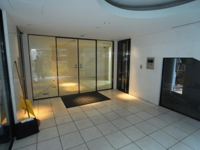 【エントランス】 | ラ ヴォーグ南青山