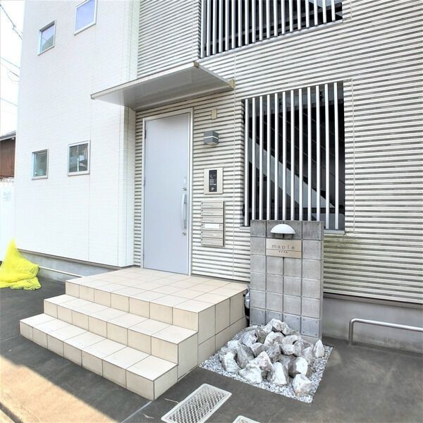 mapleのエントランス