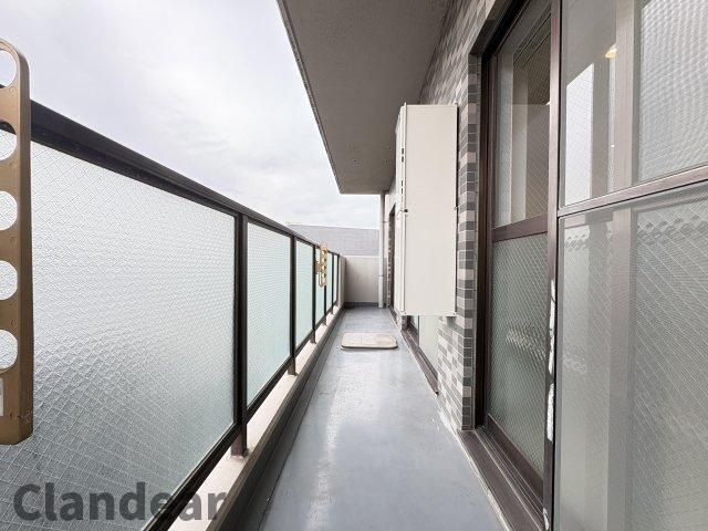 松戸東光マンションのバルコニー|ドキドキの新生活も、安心してスタート。ぴったりの住まいを見つけませんか？クランディアが一緒に住まい選びをサポートします‼　まずは、お気軽にお問合せください　＃クランディア