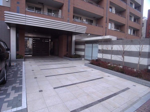 シャリエ錦糸町石原のエントランス