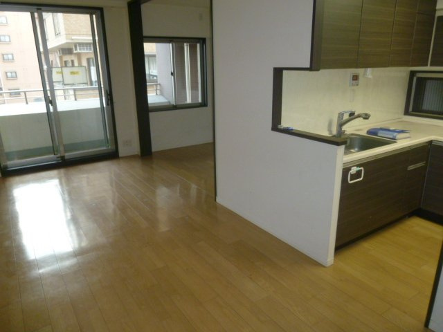 シャリエ錦糸町石原の居間・リビング