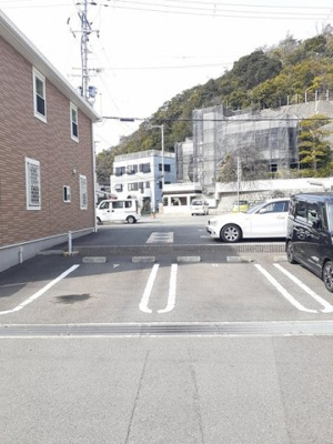 【駐車場】 | コンフォート | 駐車スペースもあります