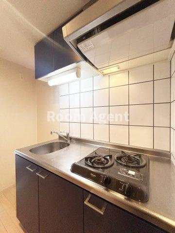 UURコート名古屋名駅のキッチン