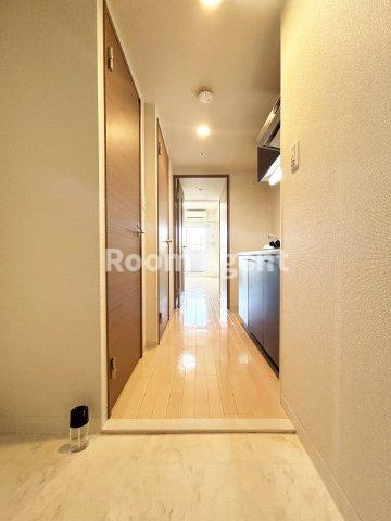 UURコート名古屋名駅の玄関