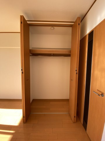 WISTERIA KOMAZAWA　床暖房　免震構造　駅近　バイク置場の収納