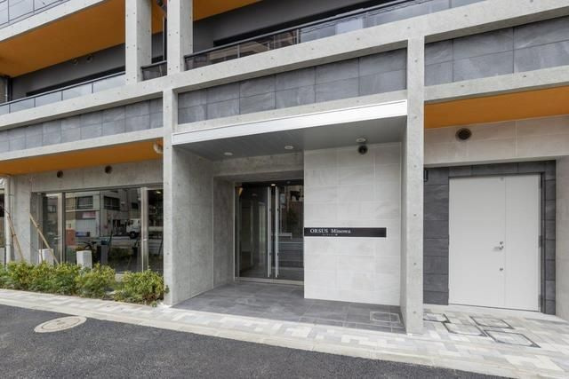 ＯＲＳＵＳ　三ノ輪のエントランス