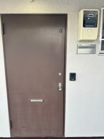 メゾン青山の玄関