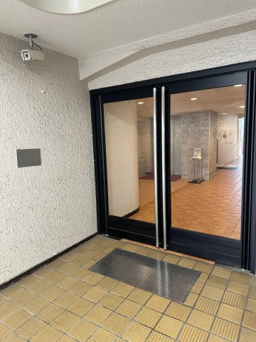 メゾン青山の玄関