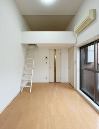 【居間・リビング】