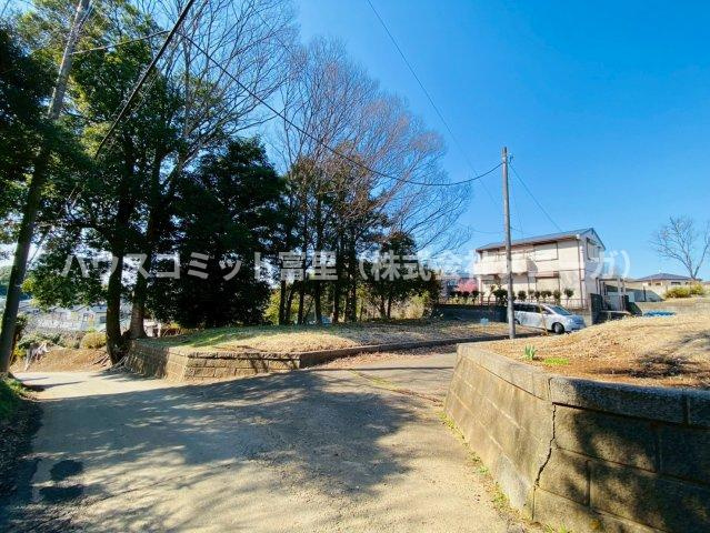 榎戸　中古戸建の前面道路含む現地写真