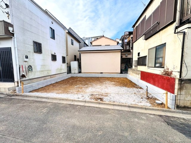 【外観】 | 和光市新倉2丁目　新築分譲住宅　全1棟（成増店） | 自然に囲まれた閑静な住宅街に立地