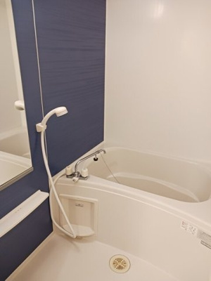 【浴室】 | カルム・メゾン | 落ち着いた空間のお風呂です