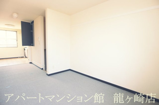【居間・リビング】 | レオネクストエスポワール愛戸