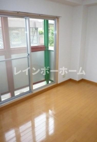 ノーブルナインの居間・リビング