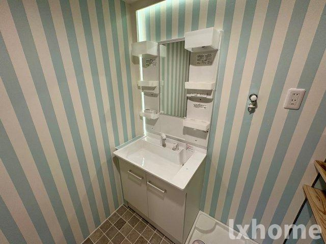 abile鳥飼下の洗面所