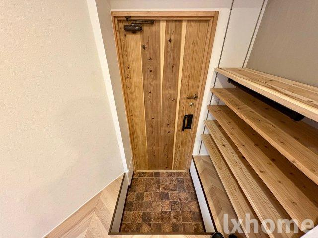 abile鳥飼下の玄関