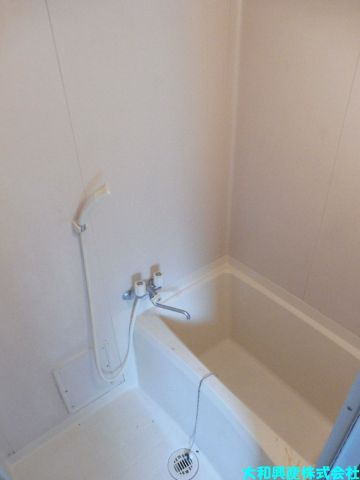 アートプラザの浴室