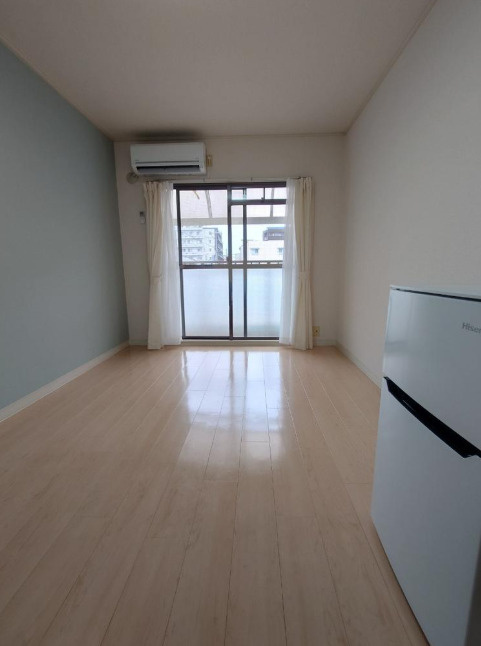 シャルムメゾン本庄の居間・リビング